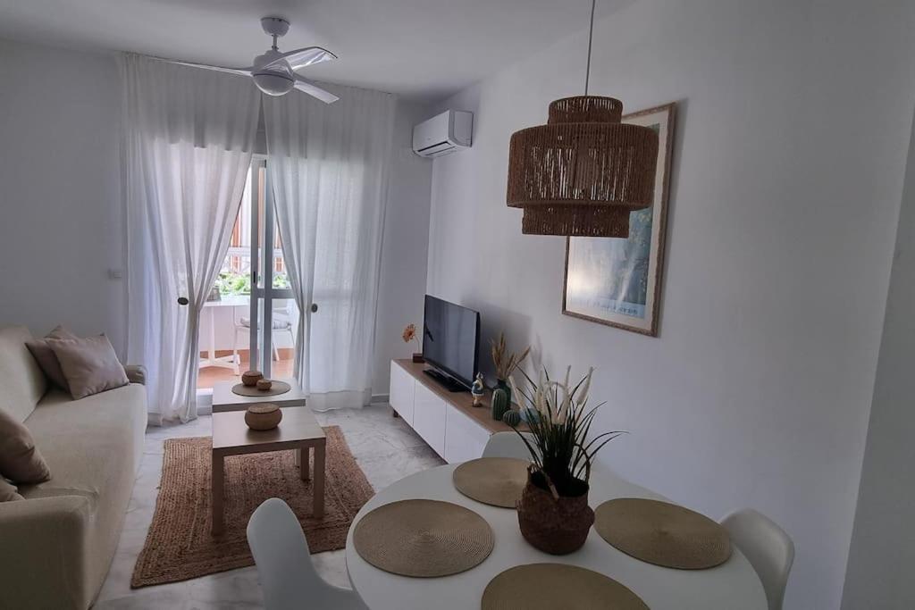 Apartamento Any En Rota Apartman Kültér fotó